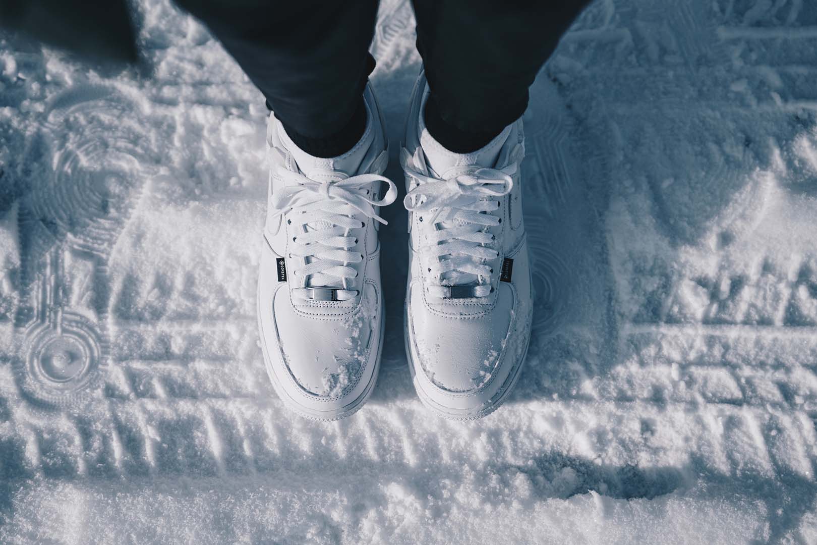 Nike air force 1 snow sale